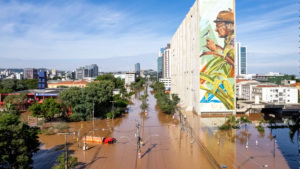 A população do Rio Grande do Sul enfrenta seu maior desastre climático e precisa de todo tipo de ajuda (Foto: Gustavo Mansur / Palácio Piratini)